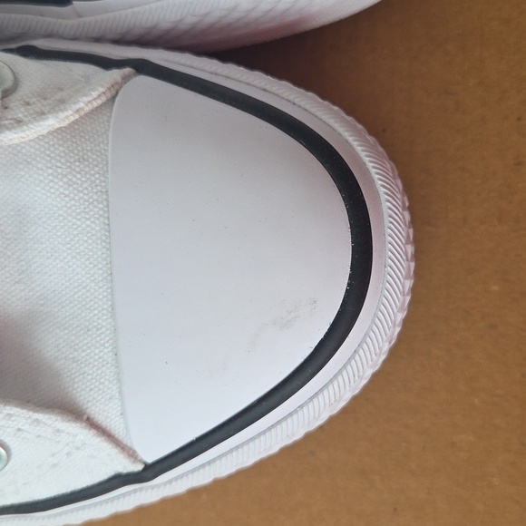 Women's Converse Chuck Taylor All Star Lift Platform Shoes In White Size 8 - Picture 2 of 10